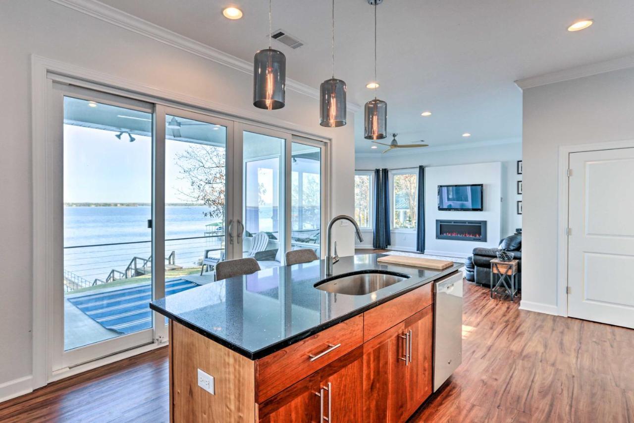 Beautiful Waterfront Getaway With Dock! Villa Abbeville Екстериор снимка